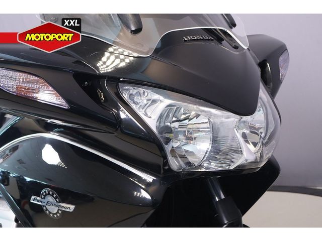 honda - st-1300-pan-european-abs