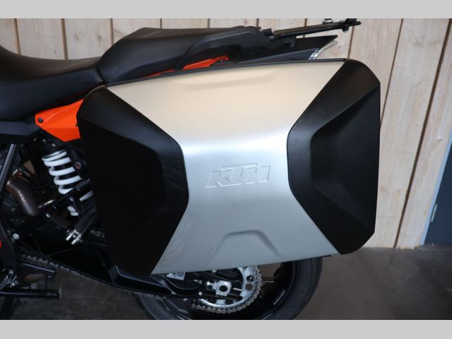 ktm - 1290-super-adventure-s