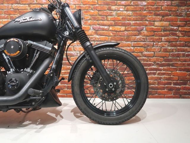 harley-davidson - street-bob-fxdbi-dyna