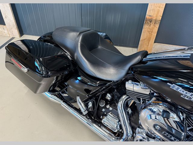 harley-davidson - street-glide-special-flhxs