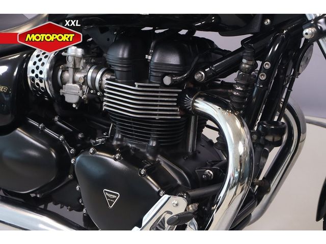 triumph - speedmaster