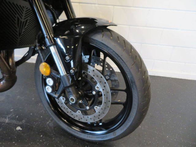 yamaha - tracer-9