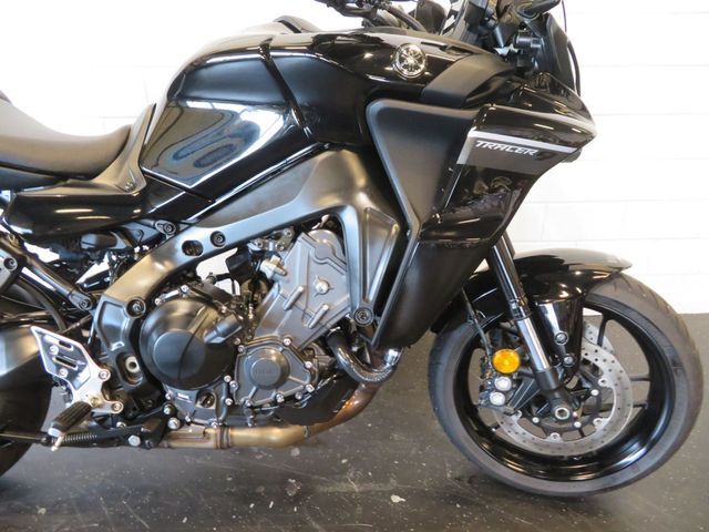 yamaha - tracer-9