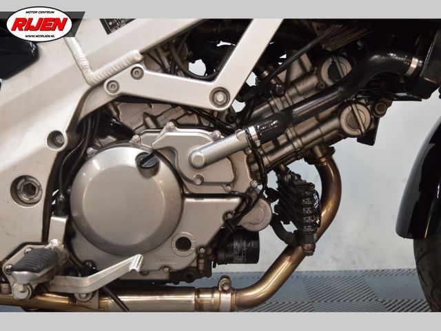 suzuki - v-strom-dl-650-black-rhino