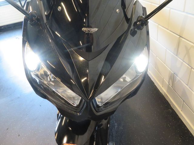 kawasaki - z-1000-sx