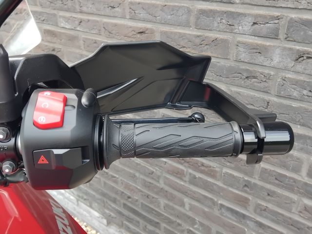 suzuki - v-strom-800