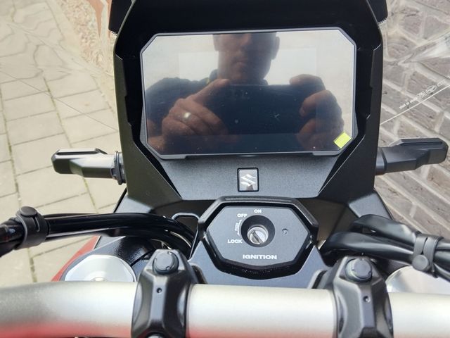 suzuki - v-strom-800