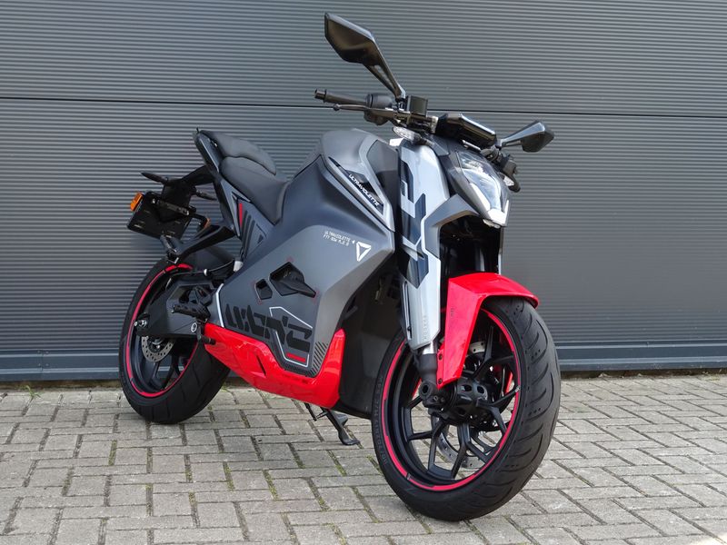Ultraviolette F77 Mach 2 Recon 2025 occasion
