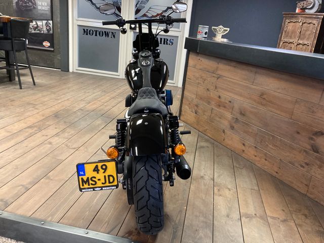 harley-davidson - street-bob-fxdb