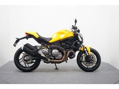 DUCATI MONSTER 821