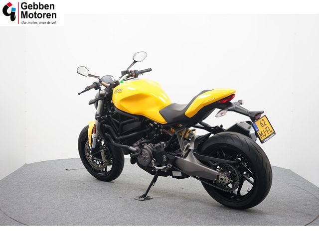 ducati - monster-821