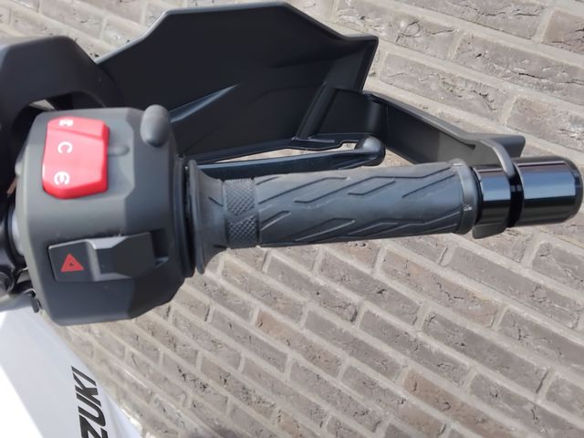 suzuki - v-strom-800-de