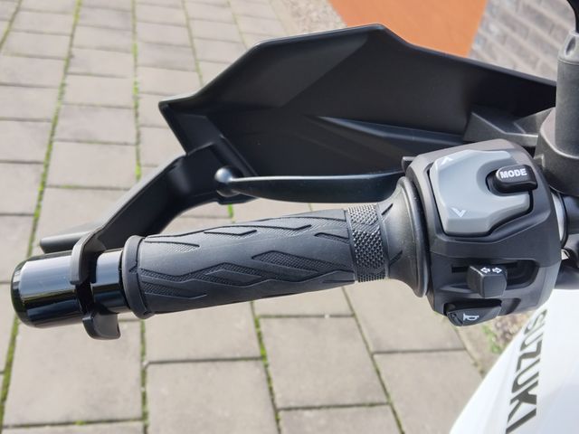 suzuki - v-strom-800-de