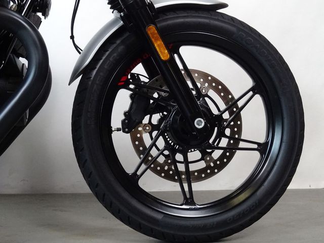 moto-guzzi - v-7-stone
