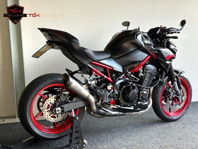 kawasaki - z900