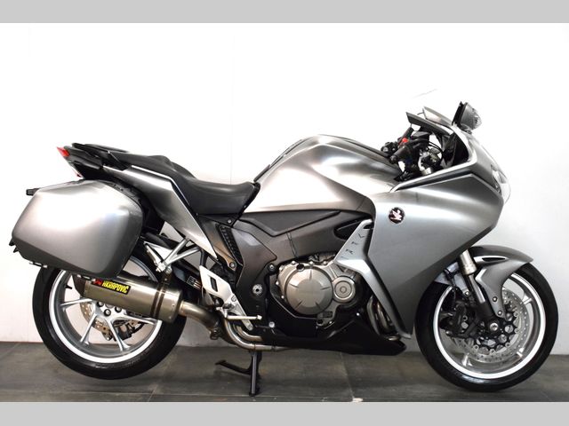 honda - vfr-1200-f