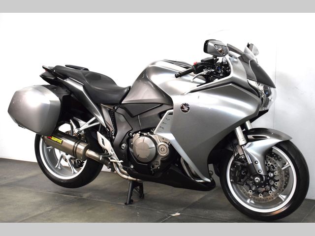 honda - vfr-1200-f