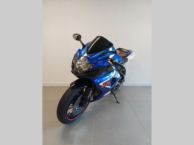 suzuki - gsx-r-750