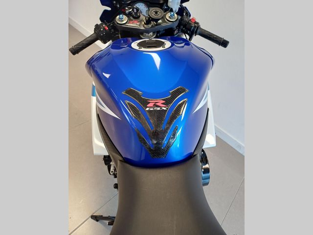 suzuki - gsx-r-750