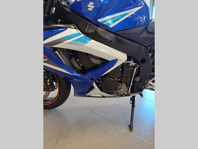 suzuki - gsx-r-750