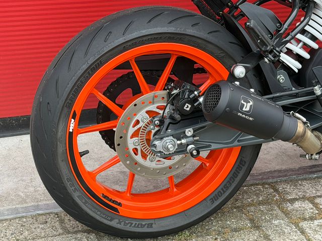 ktm - 390-duke