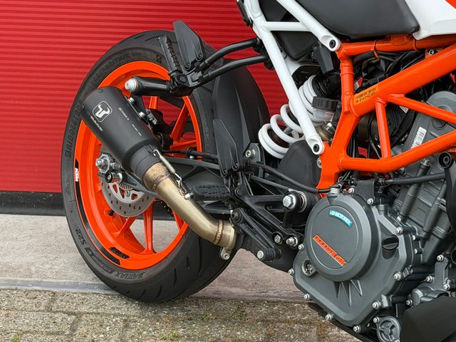 ktm - 390-duke