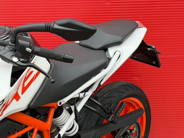 ktm - 390-duke