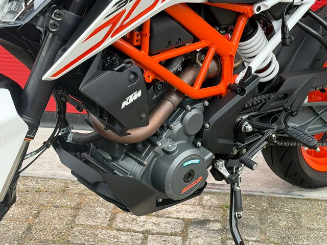 ktm - 390-duke