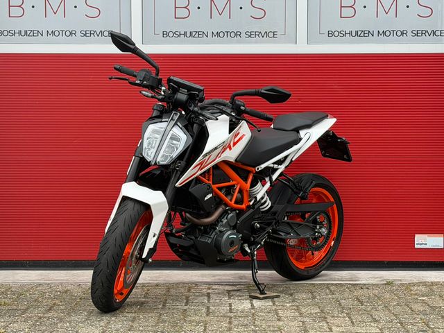 ktm - 390-duke
