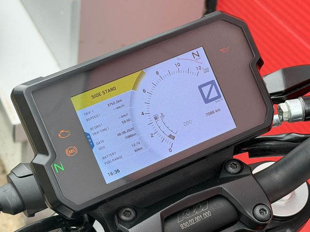 ktm - 390-duke