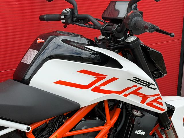ktm - 390-duke