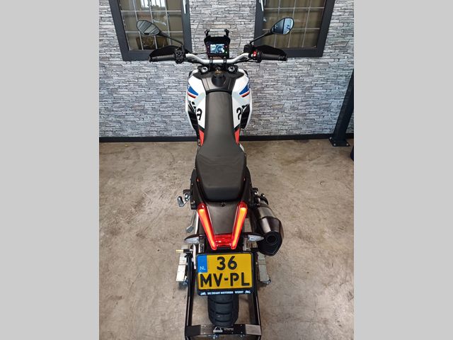 aprilia - tuareg-600