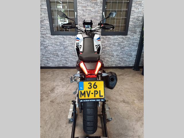 aprilia - tuareg-600