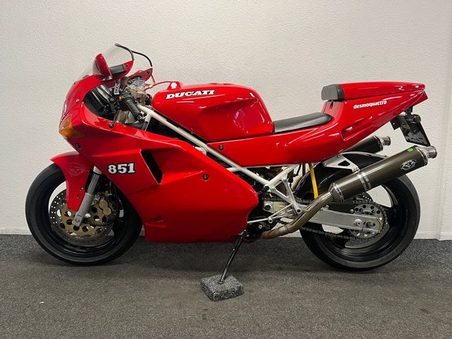 ducati - 851-strada