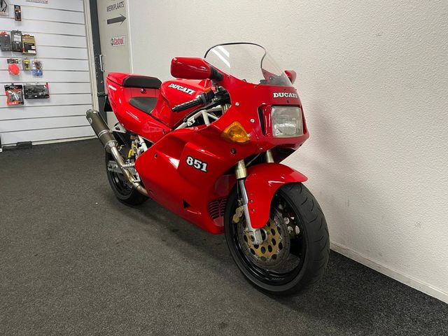 ducati - 851-strada