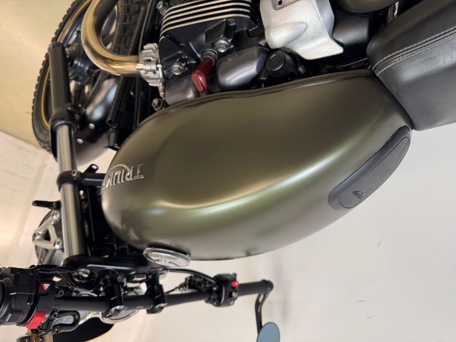 triumph - street-cup