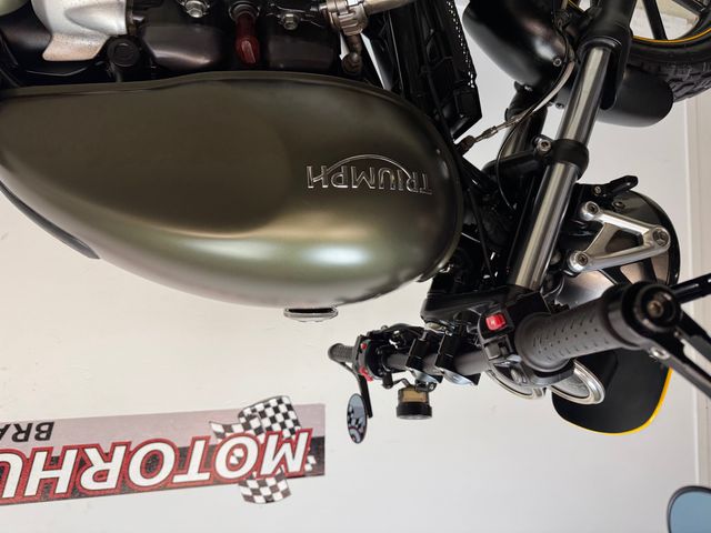 triumph - street-cup