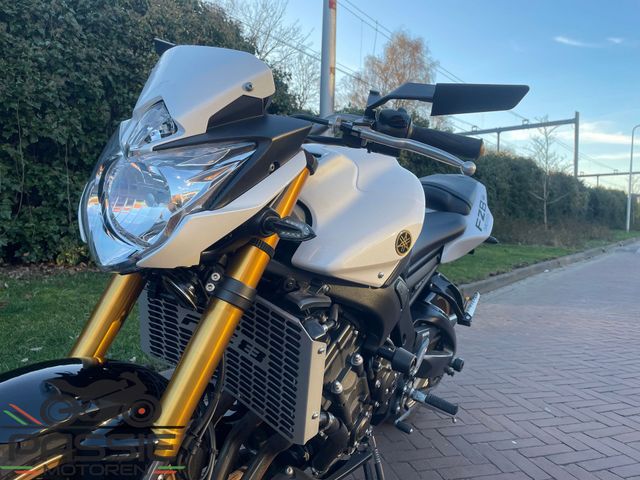 yamaha - fz-8
