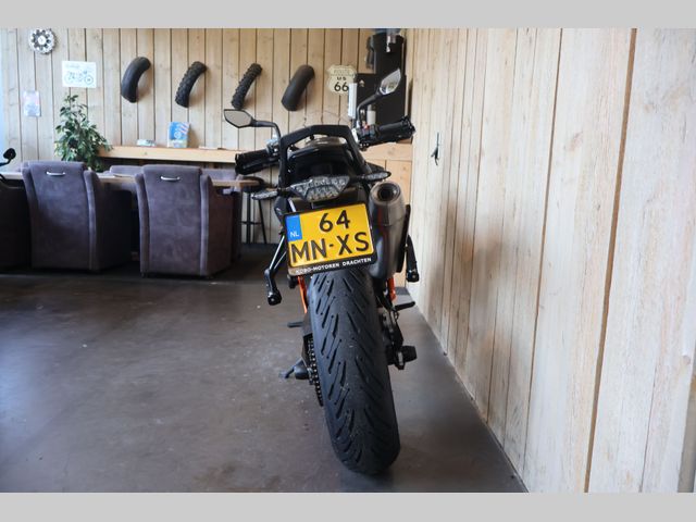 ktm - 790-duke