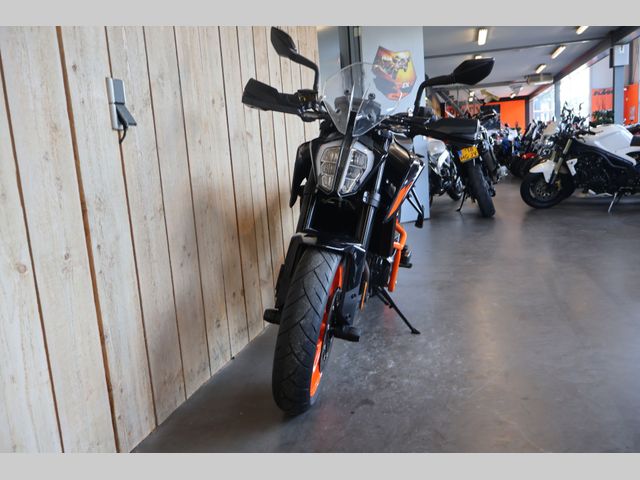 ktm - 790-duke