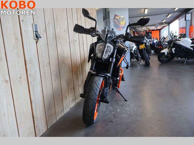 ktm - 790-duke