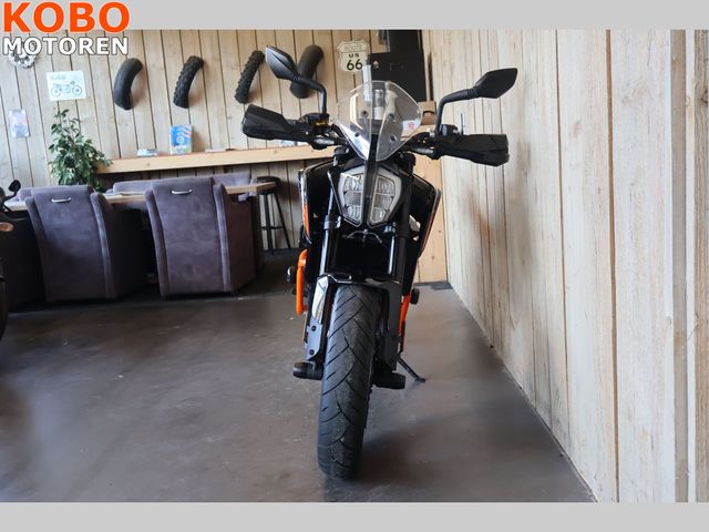 ktm - 790-duke