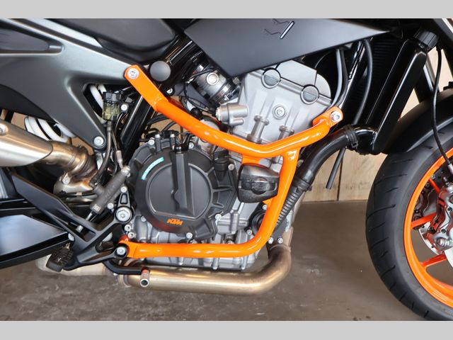 ktm - 790-duke