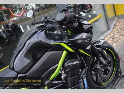 KAWASAKI Z900 – foto 4