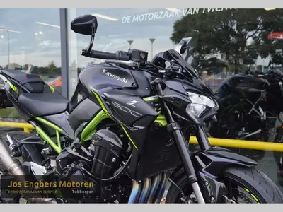 KAWASAKI Z900 – foto 2