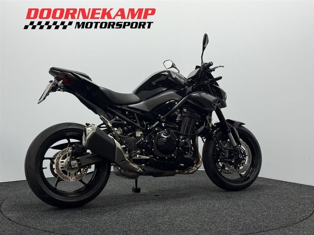 kawasaki - z900