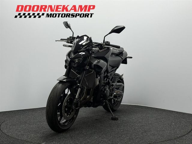 kawasaki - z900