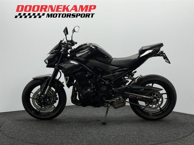 kawasaki - z900