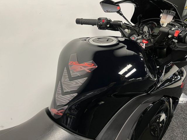 kawasaki - z-1000-sx