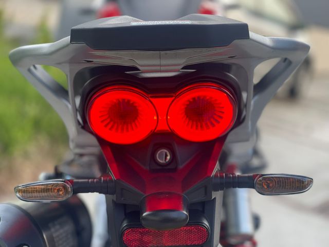 moto-guzzi - v-85-tt